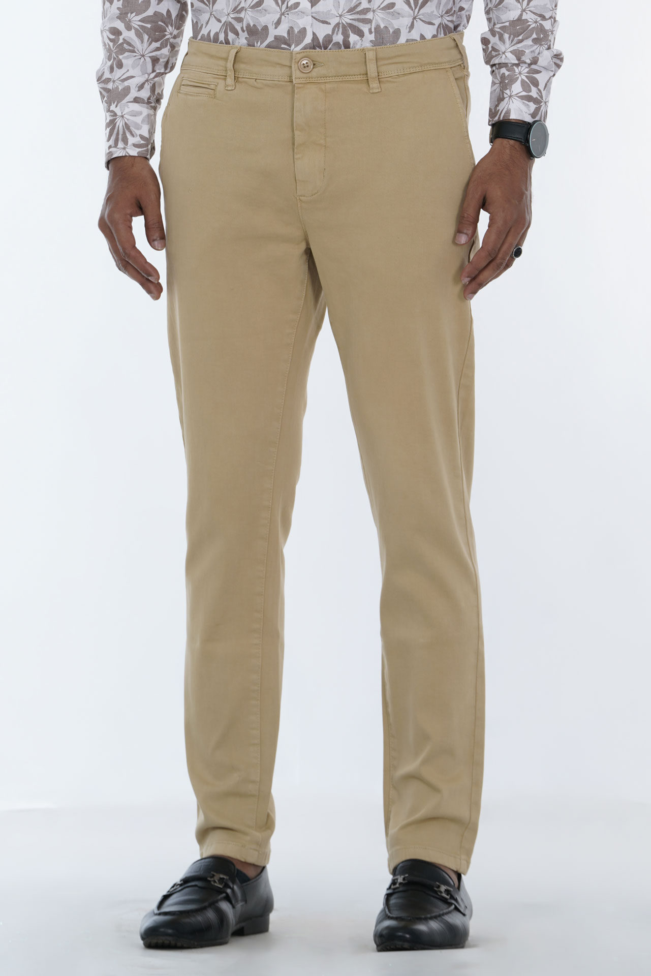 Men's Slim-Fit Flat-Front Chino Pant