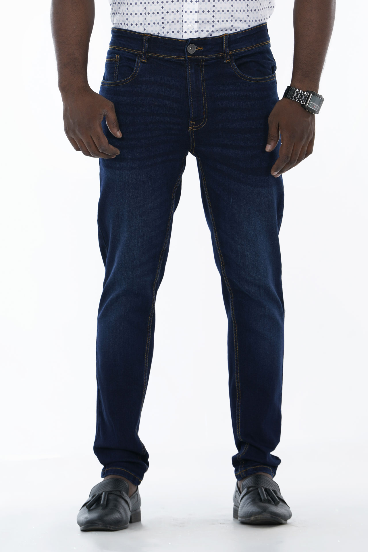 Red Rover Men's Classic 5 Pocket Relaxed Fit Jean