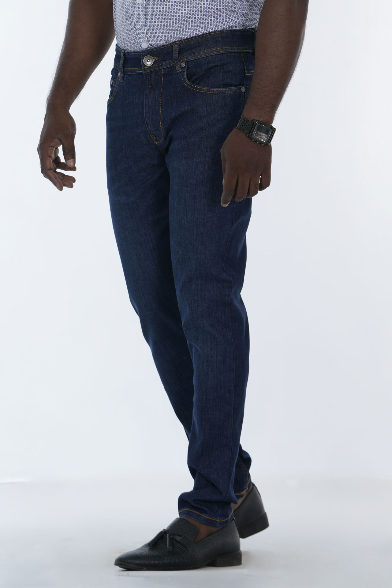 Red Rover Men's Regular Slim-Fit Denim Jean Pant